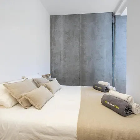 Penthouse Dalias 公寓 *