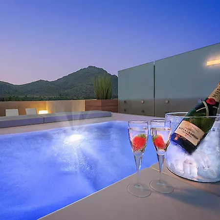 Apartment Penthouse Dalias *